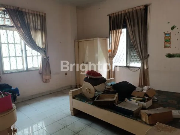 image RUMAH  BESAR  SIAP  HUNI (4)