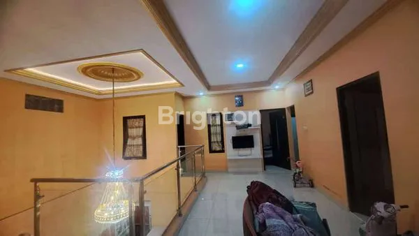 image RUMAH CANTIK SIAP HUNI 2 LANTAI DUREN JAYA (3)