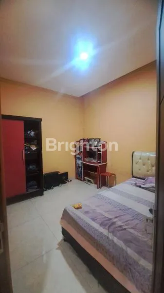image RUMAH CANTIK SIAP HUNI 2 LANTAI DUREN JAYA (4)