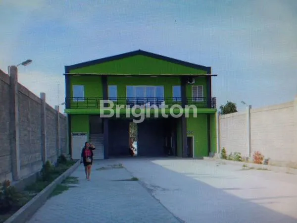 image GUDANG KOKOH SIAP PAKAI LOKASI BARAT PENGGING KOTA BOYOLALI  (3)