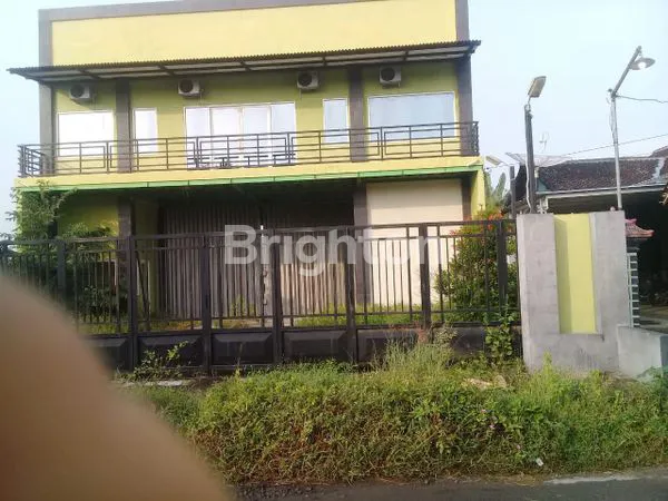 image GUDANG KOKOH SIAP PAKAI LOKASI BARAT PENGGING KOTA BOYOLALI  (1)