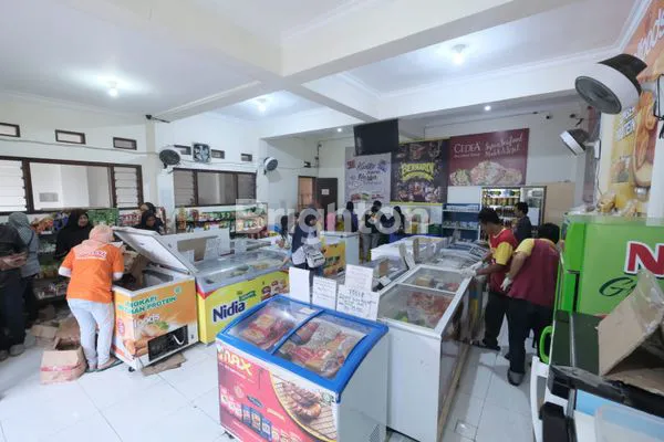 image RUMAH DAN TOKO SERTA USAHA DI BUNULREJO, KEC BLIMBING, KOTA MALANG (4)