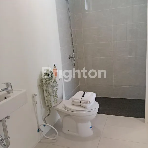 image RUMAH BANGUNAN BARU SIAP HUNI LOKASI SANGAT STRATEGIS (5)