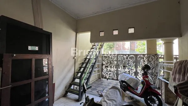 image RUMAH 2 LANTAI MURAH BEBAS BANJIR DI MANYARAN, SEMARANG BARAT (4)