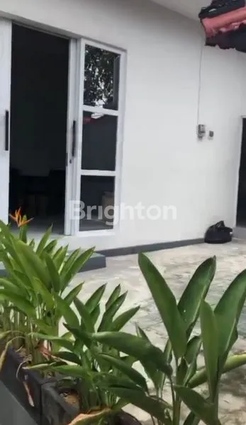 image RUMAH CANTIK DENGAN GAZEBO DI GATSU TENGAH, DEKAT LIVING WORLD!  (4)