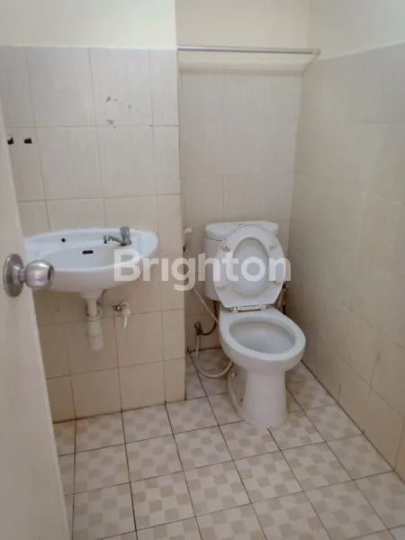 image UNIT APARTMENT 2BR TERAWAT +  FURNISH SIAP HUNIPUNCAK KERTAJAYA (2)