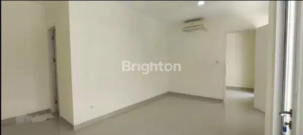 image RUMAH CANTIK EKSKLUSIF DI ILLAGO GADING SERPONG (5)