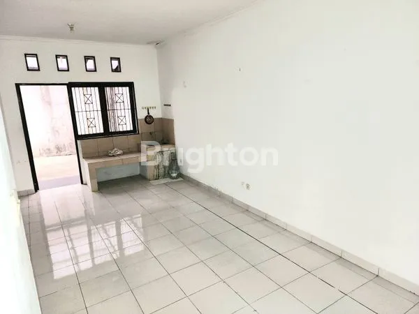 image *DIJUAL HUNIAN DI KAWASAN EKSLUSIVE SENTUL CITY* (7)