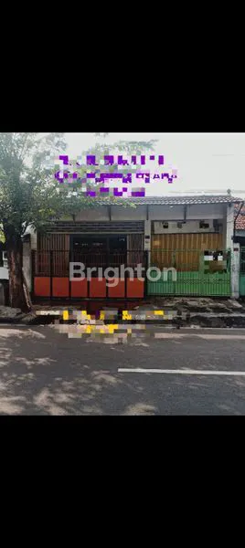 SIMOKERTO, NOL JALAN, JUAL CEPAT RUMAH USAHA TENGAH KOTA, HARGA DIBAWAH APPRAISAL