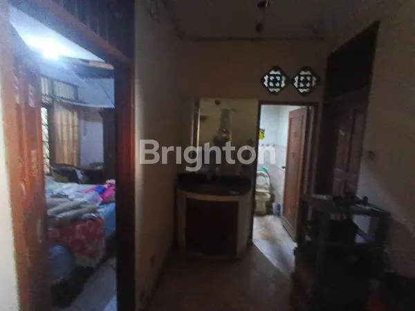 image RUMAH TUA HITUNG TANAH STRATEGIS DI JOGLO, JAKARTA BARAT, DEKAT PUSAT KULINER DAN PERKANTORAN (7)