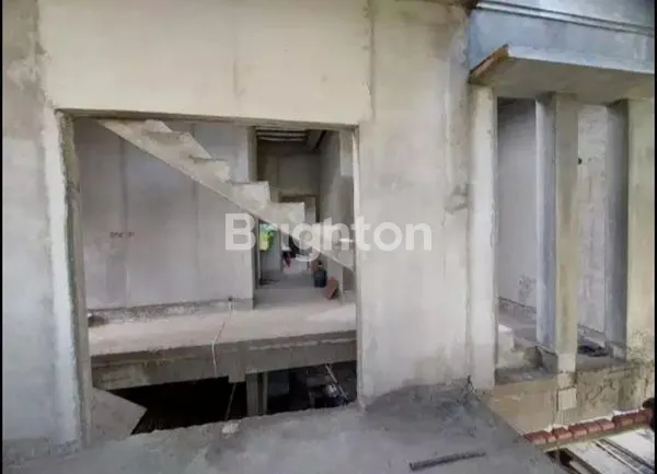 image DI JUAL RUMAH 3 LANTAI (HOEK) KONDISI BANGUNAN RUMAH BELUM JADI DI CENGKARENG - JAKARTA BARAT  (6)
