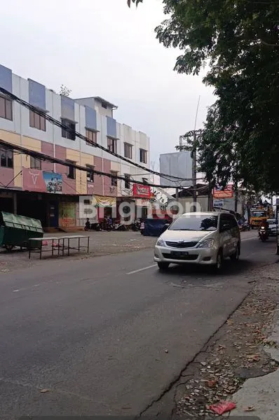 image TURUN HARGA INVESTASI MENGUNTUNGKAN  KIOS DAN KONTRAKAN , DIJUAL DI BAWAH NJOP, PASIF INCOME 170 JT SETIAP TAHUN, LOKASI STRATEGIS DAN SELALU FULL DI AHMAD DAHLAN, PETIR, CIPONDOH, TANGERANG (2)