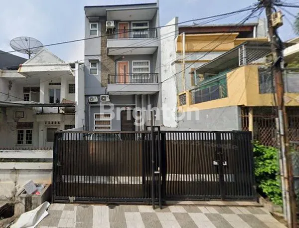 image RUMAH 3 LANTAI SIAP HUNI AMAN, TENANG, NYAMAN, STS SUNTER (1)