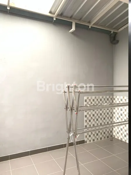 image RUMAH 2 LANTAI FULL FURNISH SIAP HUNI DI TAMAN UDAYANA SENTUL CITY BOGOR  (6)