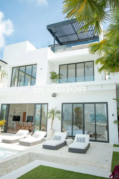 image VILLA BINGIN ESCAPE – LUXURY 4BR RESIDENCE WITH ICONIC INFINITY POOL, ROOFTOP SPA & OCEAN VIEWS | 800 SQM | 39+30 YEAR LEASE (1)