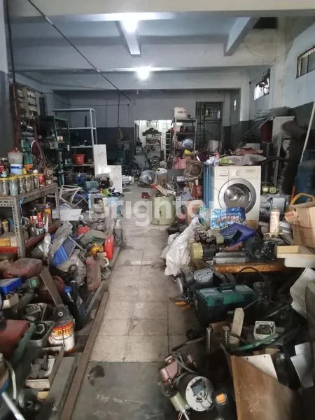 image RUMAH 3 LANTAI COCOK UNTUK INDUSTRI DI BRATANG GEDE SURABAYA (1)