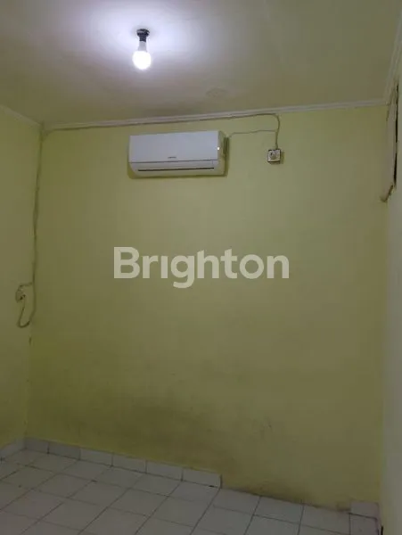 image RUMAH VILLA DAMAI RINGROAD POSISI POJOK (6)