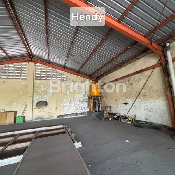 image RUKO LUAS JALAN RAYA DEKAT ALUN-ALUN SIDOARJO (5)