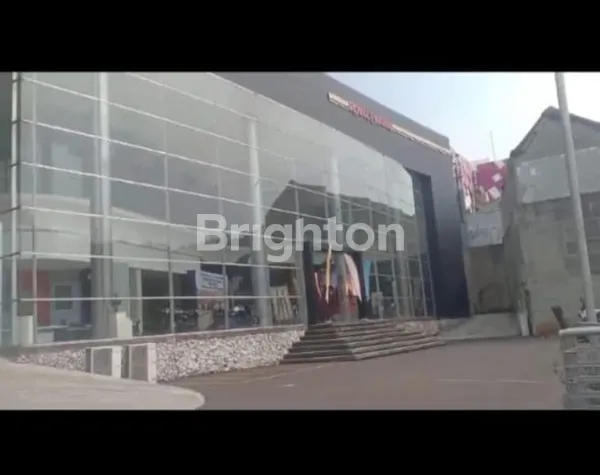 GEDUNG SHOWROOM LOKASI STRATEGIS MARGONDA DEPOK