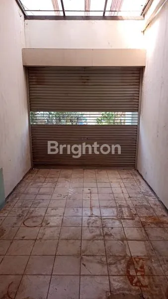 image RUMAH MEWAH 5+1 KT DI PAKUWON CITY, SURABAYA, SIAP HUNI DENGAN SERTIFIKAT SHM (4)