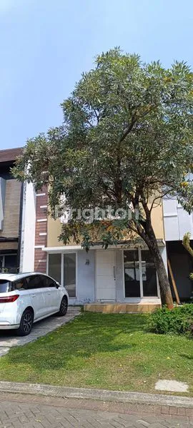 Gambar Property HUNIAN LUAS DI SERPONG LAGOON