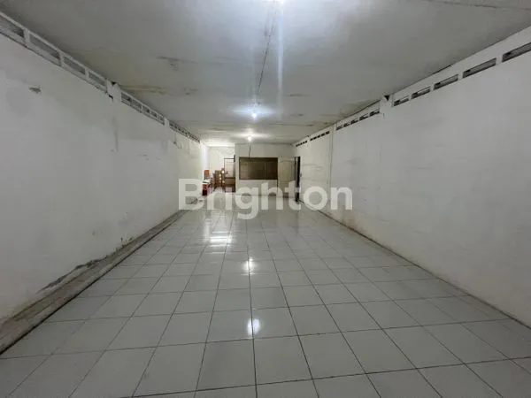 image 2 RUKO JEJER DI PUSAT PERBELANJAAN KOTA KEDIRI ( 4 LANTAI)  (4)