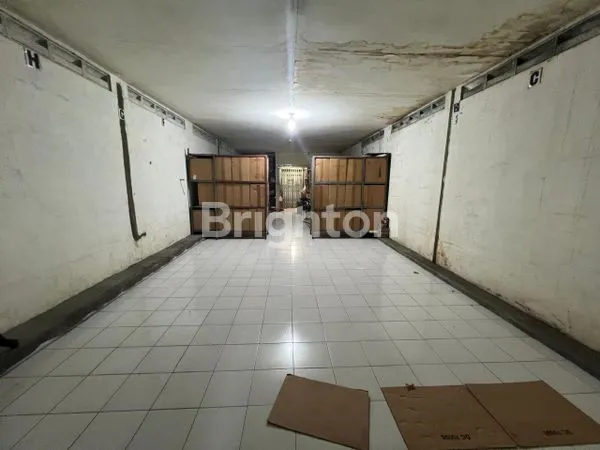 image 2 RUKO JEJER DI PUSAT PERBELANJAAN KOTA KEDIRI ( 4 LANTAI)  (3)