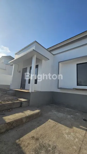 image RUMAH DI PERUMAHAN GRIYA KAMPUS JIMBARAN (2)