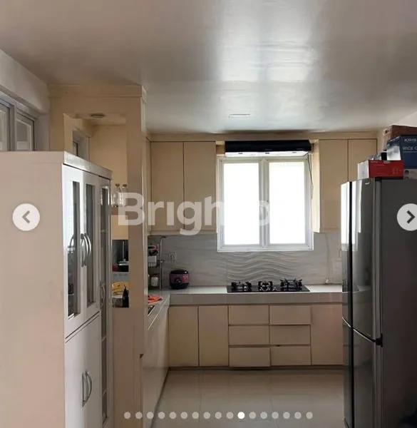 image RUMAH MEWAH 3 LANTAI DI THE ICON BSD CITY, WESTERN COSMO, TANGERANG (4)