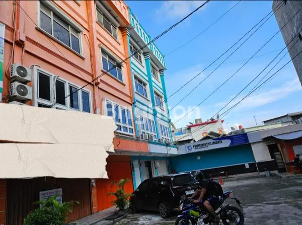 image RUKO EMPAT LANTAI, LOKASINYA SANGAT STRATEGIS, AKSES MUDAH KEMANA MANA. KOJA JAKARTA UTARA  (2)