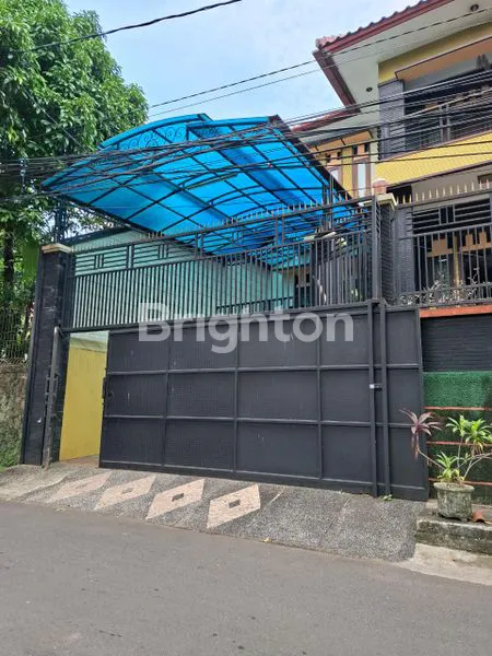 image RUMAH NAN LUAS UNTUK KELUARGA BESAR DIKAWASAN ULUJAMI (1)