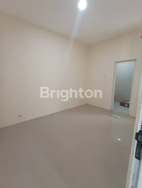 image RUMAH ARAYA 2, 1.5 LANTAI, SUDAH RENOV + CAT TOTAL, DKT GM, ITS, DLL (3)