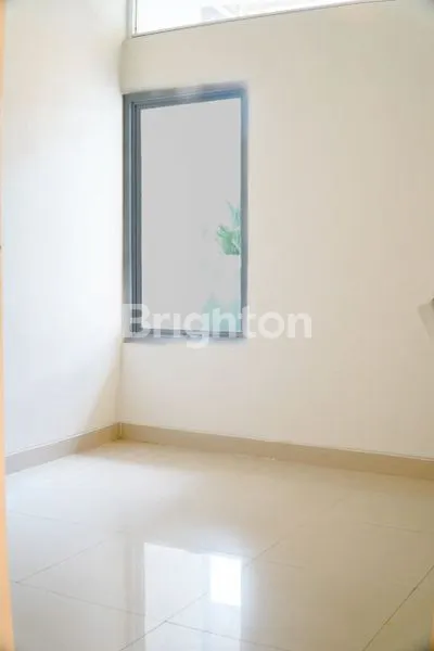 image RUMAH CANTIK ELEGAN 2 LANTAI DEKAT CIBUBUR  (5)