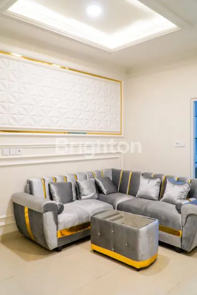 image RUMAH CANTIK ELEGAN 2 LANTAI DEKAT CIBUBUR  (6)