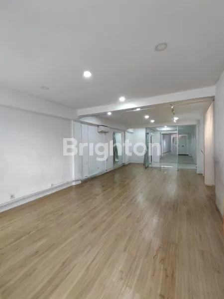 RUANG USAHA LANTAI 2 PASKAL23 HYPER SQUARE