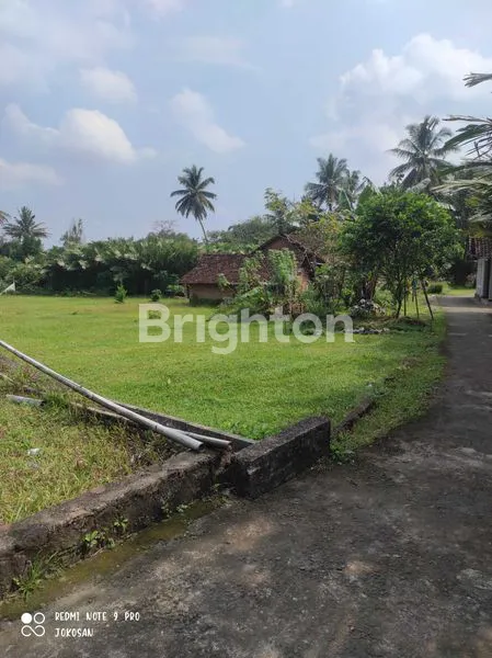 image TANAH  PEKARANGAN STRATEGIS DAPAT 2 JALAN MASUK. (1)