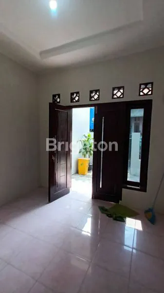 image RUMAH SEGOVIA CITRARAYA (2)