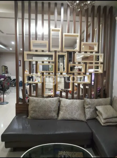 image RUMAH 2,5 LANTAI DI PURI MANSION, JAKARTA BARAT (2)