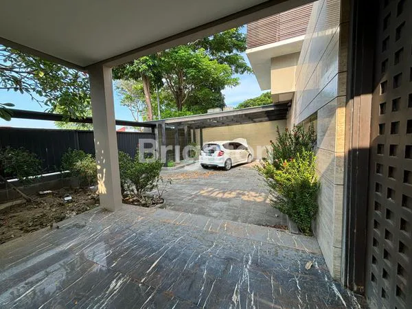 image RUMAH MEWAH CITRALAND RAYA UTAMA (3)