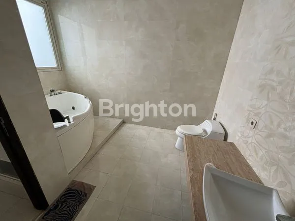 image RUMAH MEWAH CITRALAND RAYA UTAMA (5)