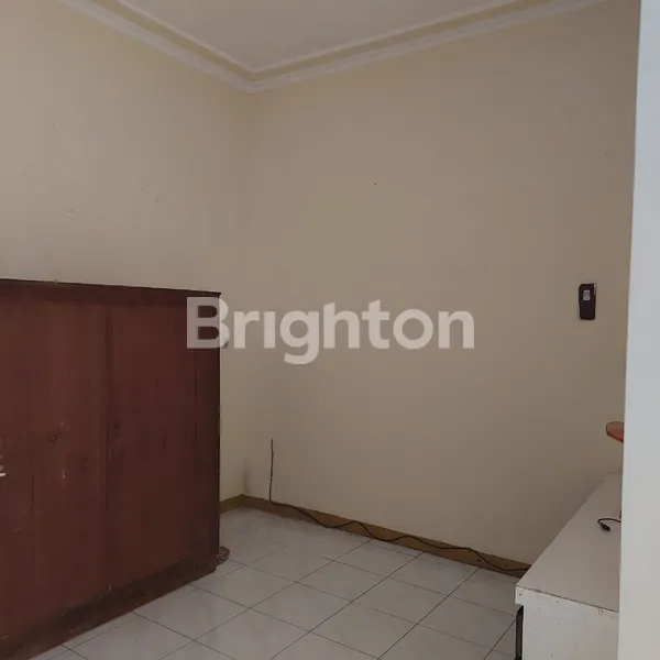 image RUMAH 2ND TERAWAT SIAP HUNI, SURABAYA TIMUR DEKAT ITS, GALAXY MALL (4)