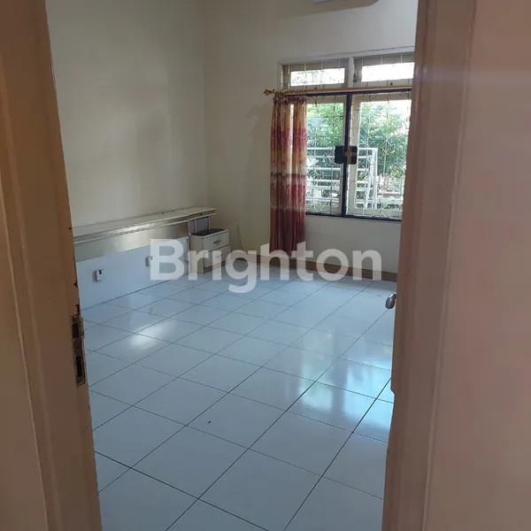 image RUMAH 2ND TERAWAT SIAP HUNI, SURABAYA TIMUR DEKAT ITS, GALAXY MALL (6)