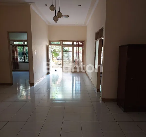 image RUMAH 2ND TERAWAT SIAP HUNI, SURABAYA TIMUR DEKAT ITS, GALAXY MALL (8)