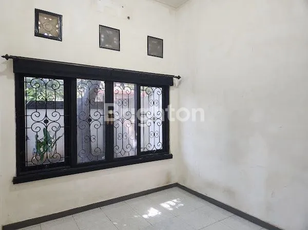 image RUMAH DI KEROBOKAN TAMAN SARI BADUNG BALI (3)