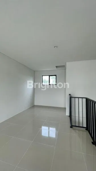 image RUKO BARU GRESS 2 LANTAI DI CITRALAND CBD DRIYOREJO GRESIK  (8)