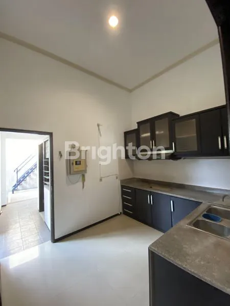 image RUMAH MEWAH SELANGKAH KE KAMPUS UNIVERSITAS BRAWIJAYA DIENG (3)