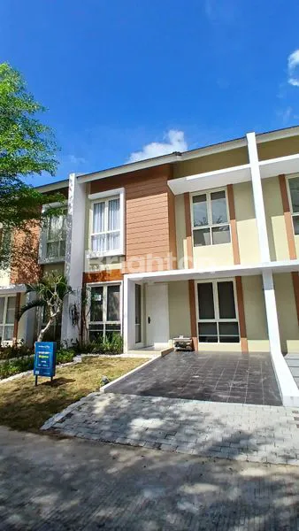 RUMAH 2 LANTAI BATAKAN VILLAGE