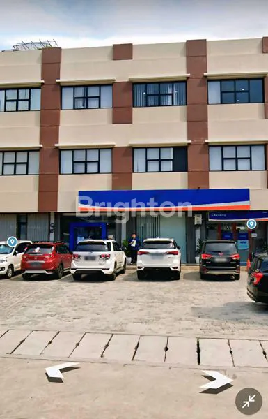 RUKO 3,5 LANTAI BISA GANDENG 3 STRATEGIS PINGGIR JALAN RAYA RAMAI DI KEMANGGISAN JAKARTA BARAT