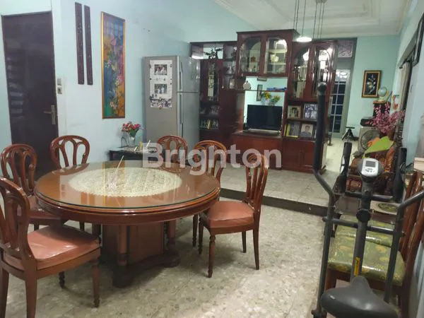 image RUMAH STRATEGIS NOL JALAN PANGLIMA SUDIRMAN SURABAYA (2)