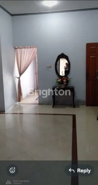 image RUMAH BAGUS SIAP HUNI 2 LT DI JEMURSARI (5)